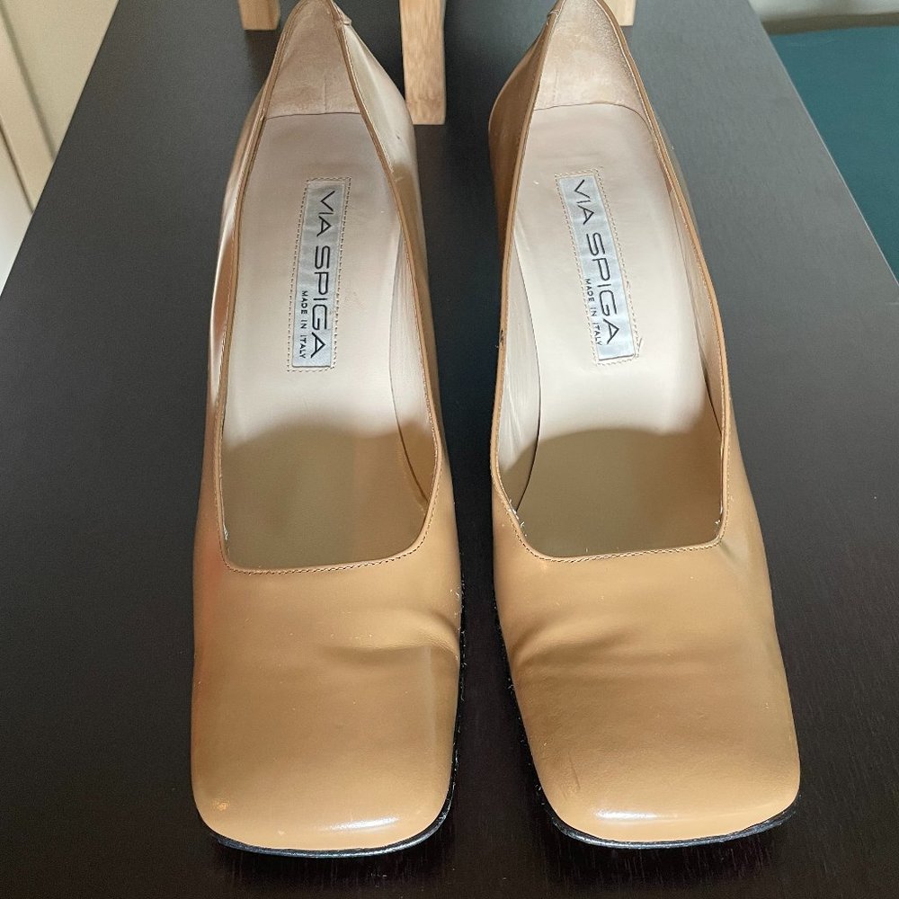Vintage Via Spiga Square toe heels
